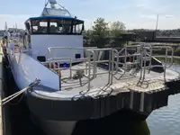 Navire porte-conteneurs à vendre