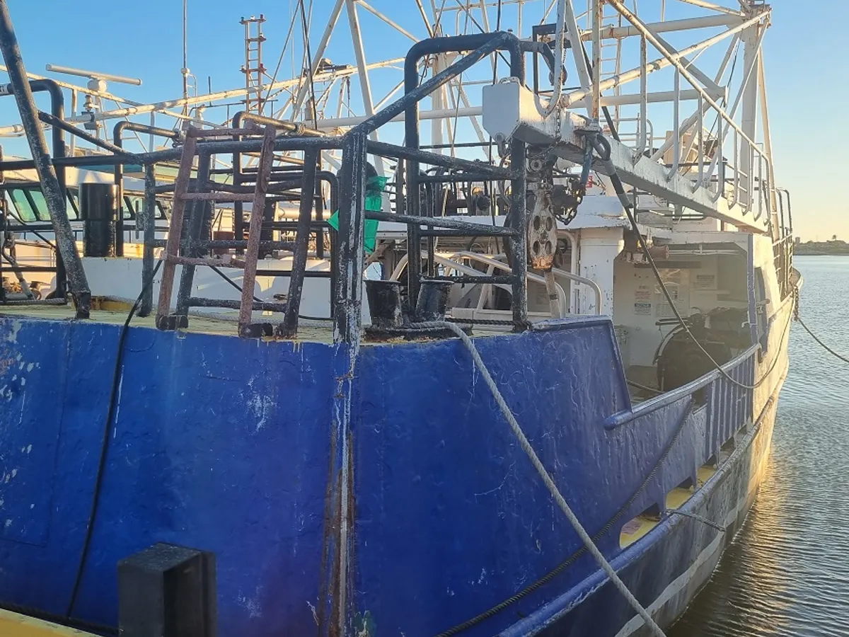 Chalutier à vendre