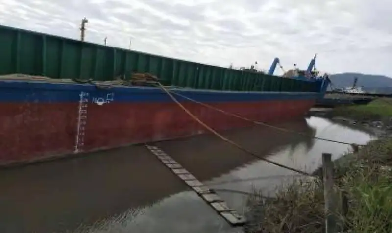 Péniche à vendre