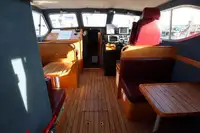 Bateau patrouilleur à vendre