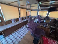 Navire de pêche à vendre