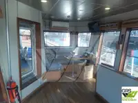 Bateaux de travail à vendre