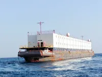 Barge d'hébergement à vendre