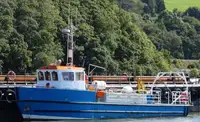 Navire d'enquête à vendre