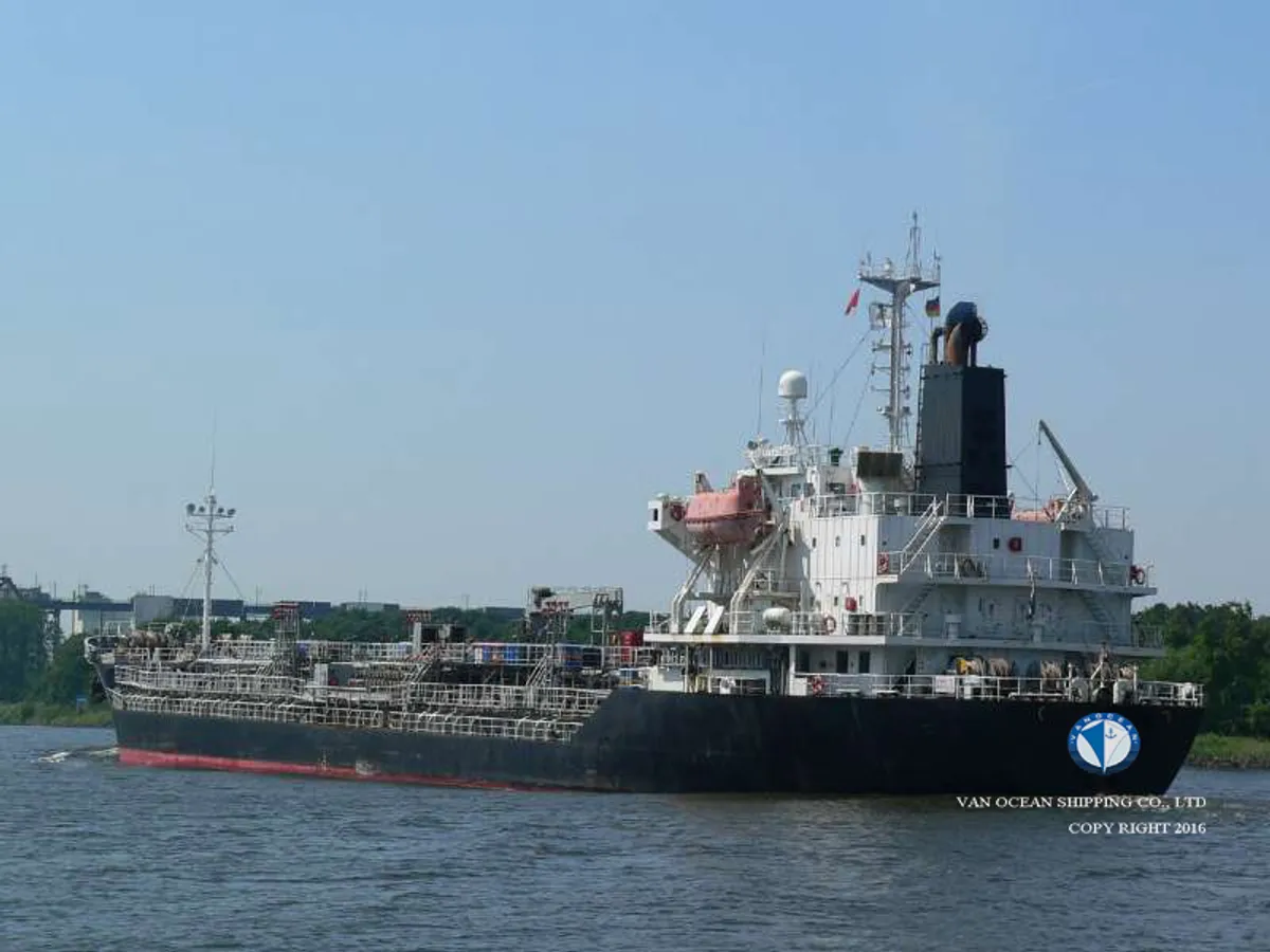 Pétrolier / chimiquier à vendre