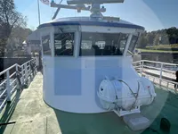 Bateaux de travail à vendre