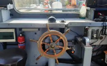 Bateaux de travail à vendre