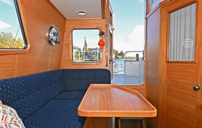 Bateaux de travail à vendre