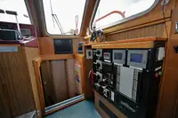 Navire d'arpentage à vendre
