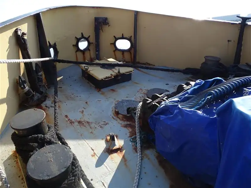 Bateaux de travail à vendre