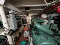 Navire d'arpentage à vendre