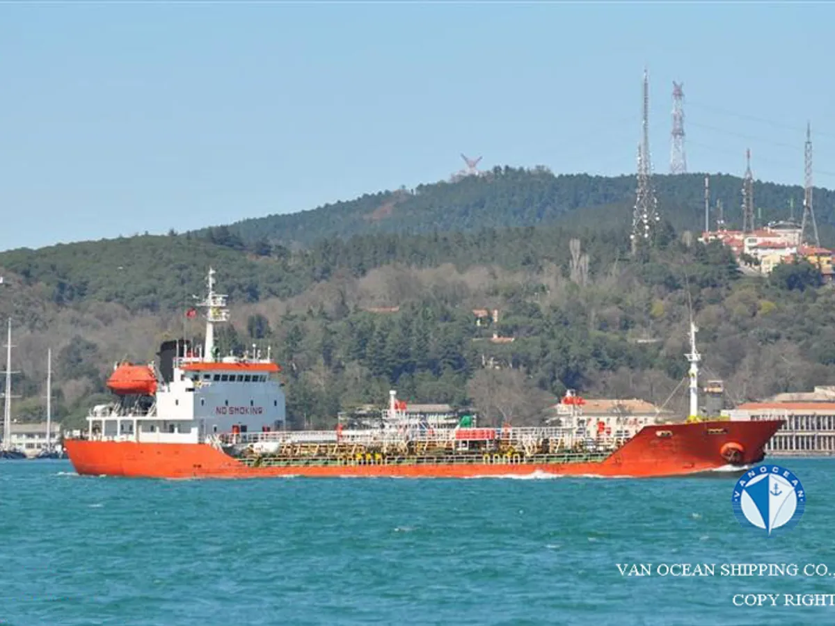 Pétrolier / chimiquier à vendre