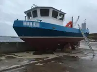 Bateaux de travail à vendre