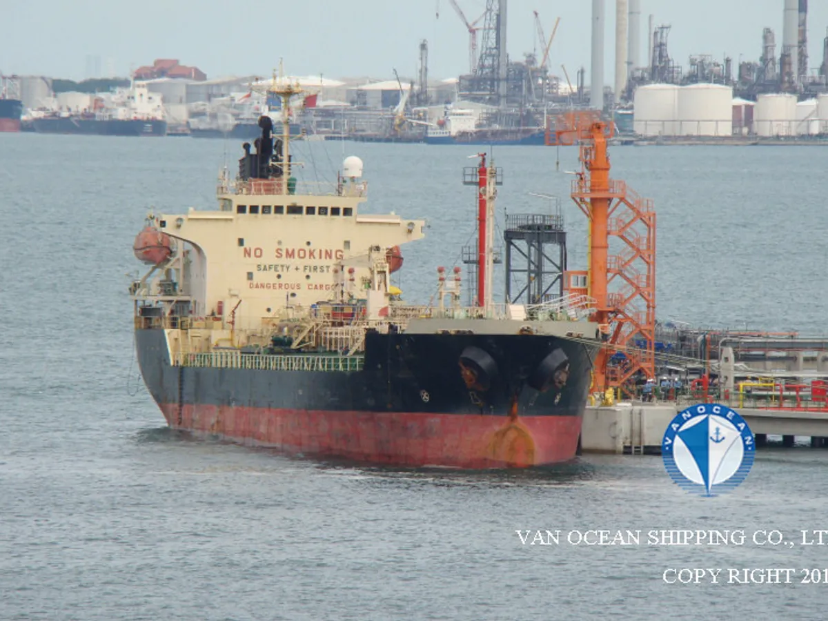 Pétrolier / chimiquier à vendre