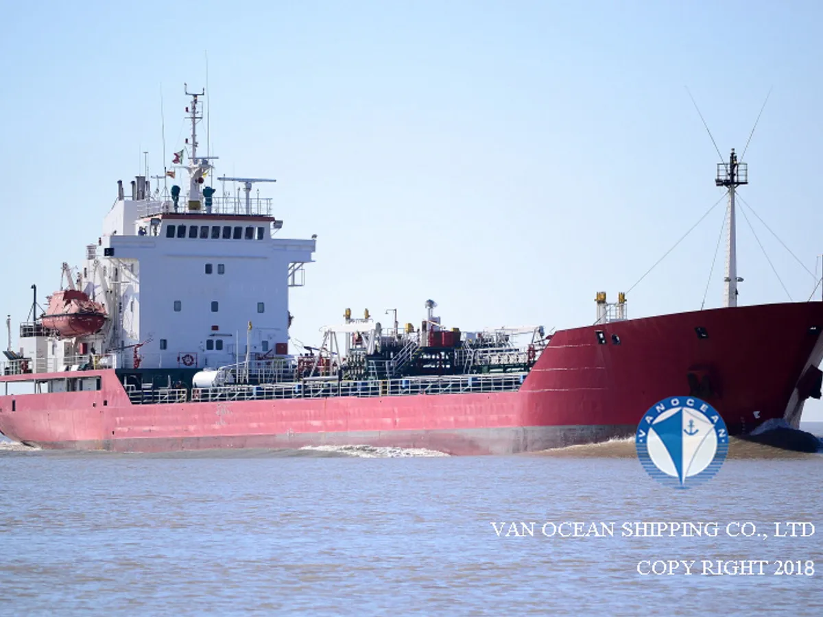 Pétrolier / chimiquier à vendre