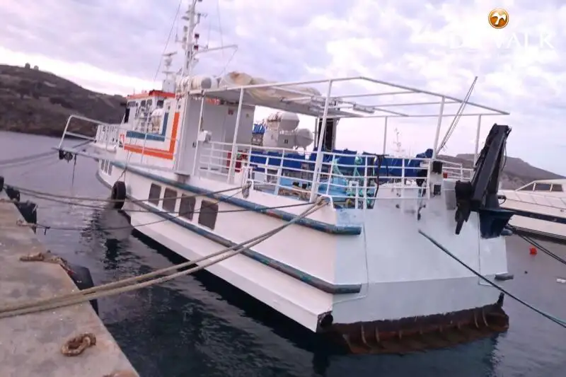 Navire-ferry à vendre