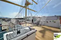 Bateau de croisière à vendre