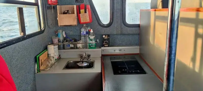 Navire porte-conteneurs à vendre