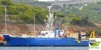 Navire d'enquête à vendre