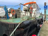 Bateau de transport d'équipage à vendre