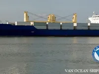 Navire frigorifique à vendre