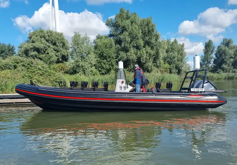 Navire porte-conteneurs à vendre