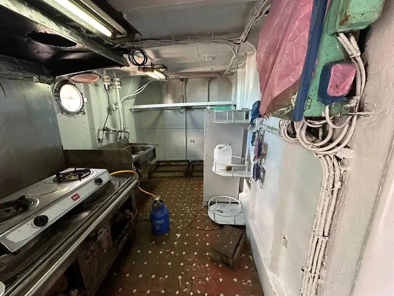 Chalutier à vendre