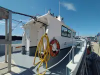 Bateau de transport d'équipage à vendre