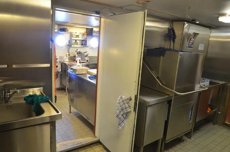 Navire porte-conteneurs à vendre