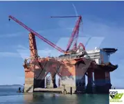 Navire grue à vendre