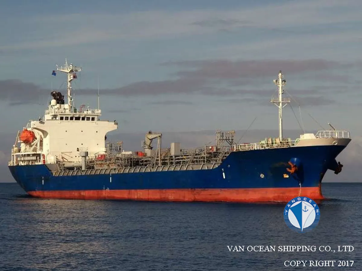 Pétrolier / chimiquier à vendre
