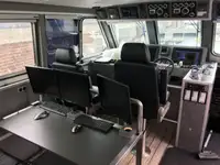 Navire d'arpentage à vendre