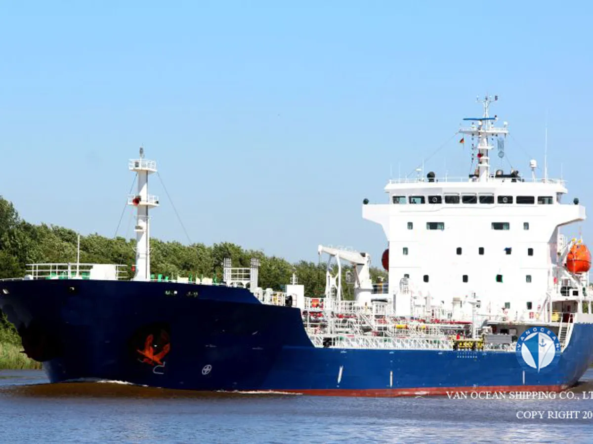 Pétrolier / chimiquier à vendre