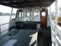 Bateau patrouilleur à vendre