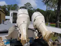 Bateau patrouilleur à vendre