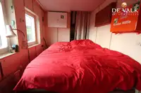 Hôtel flottant à vendre