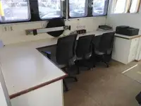 Navire d'arpentage à vendre