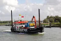 Bateaux de travail à vendre