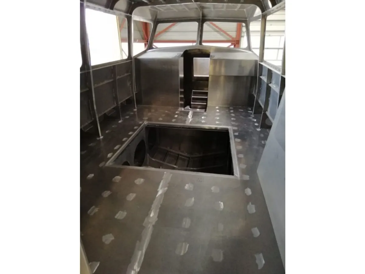 Bateau pilote à vendre