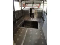 Bateau pilote à vendre