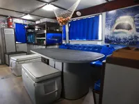 Navire de recherche à vendre