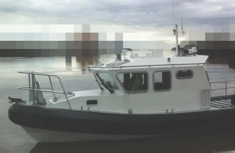 Bateaux de travail à vendre