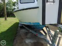 Bateau patrouilleur à vendre