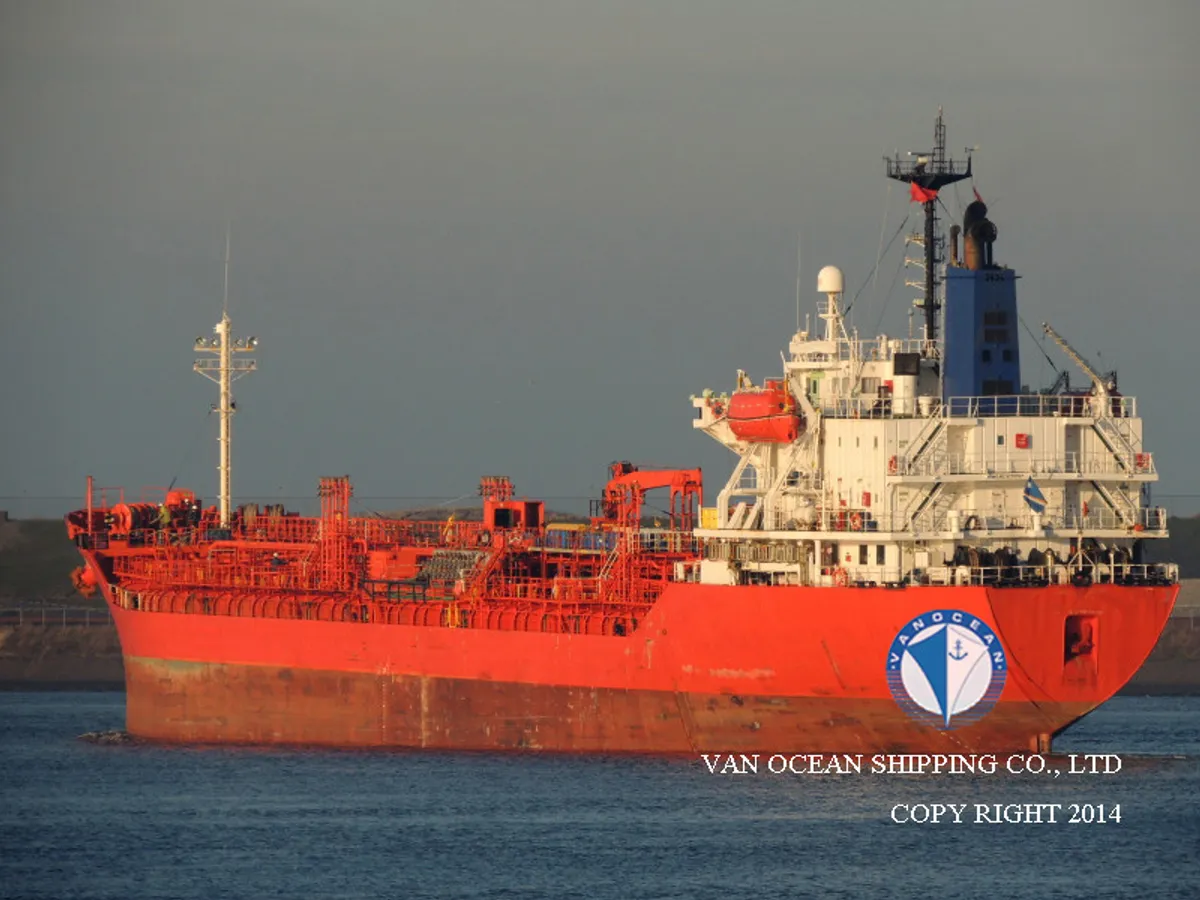 Pétrolier / chimiquier à vendre