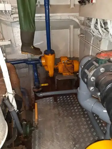 Chalutier à vendre