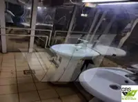 Navire d'arpentage à vendre