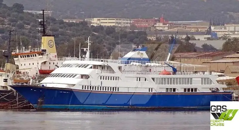 Navire de passagers à vendre