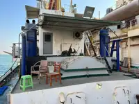 Bateaux de travail à vendre