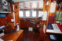 Navire de recherche à vendre