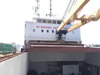 Navire frigorifique à vendre